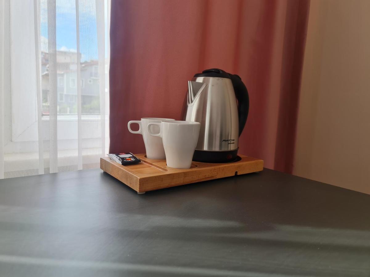 Arnavutkoy Budget Hotel Tourist Inn מראה חיצוני תמונה